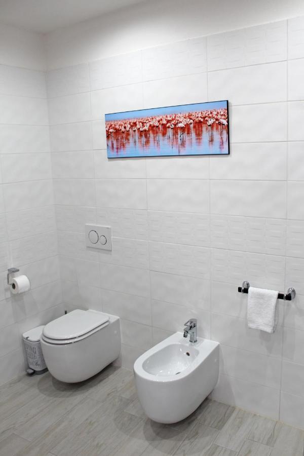 Flamingo Luxury Apartment Ajpsardinia Cagliari Exterior foto